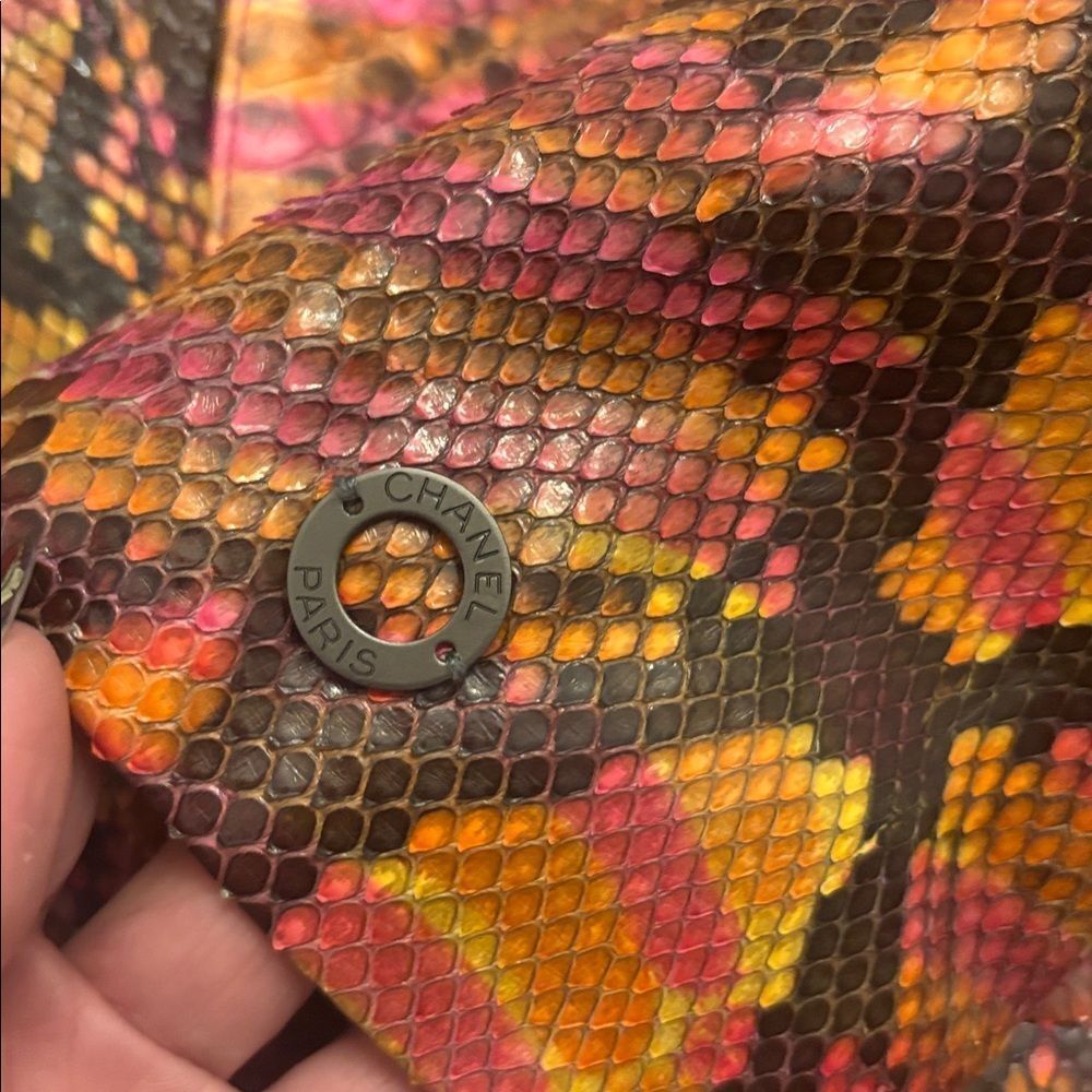 CHANEL Multicolor 100% python skin set jacket + skirt), US6 - Picture 14 of 14